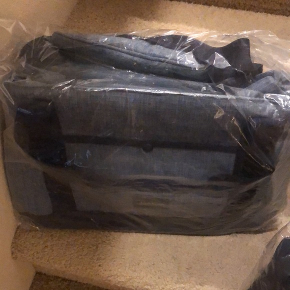 Bella Russo Bundle Of 3! Insulted 18.75” Backpack! Cooler Bag 15.75”& Lunch Bag - Picture 8 of 10